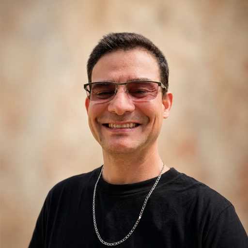 Professor Wesllen Rodrigo Marques, mestre em Ensino de História